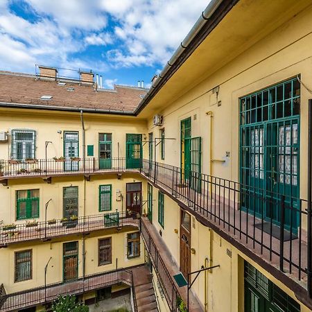 French Touch Apartment With Free Parking Budapest Exterior photo