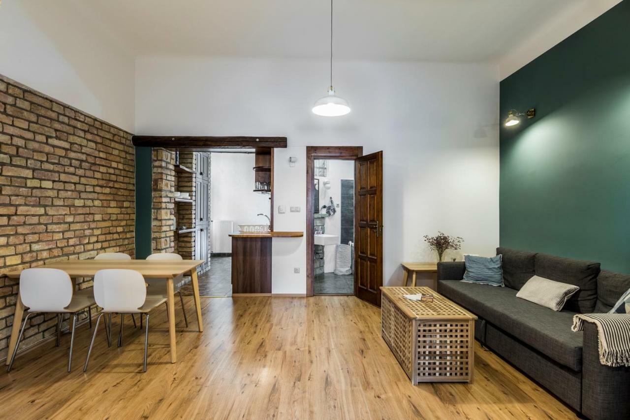 French Touch Apartment With Free Parking Budapest Exterior photo